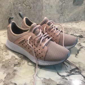 SOLD!!Sperry Tennis Shoes